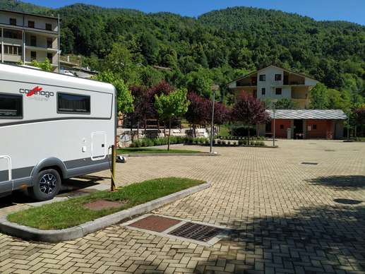 Added a photo to a location