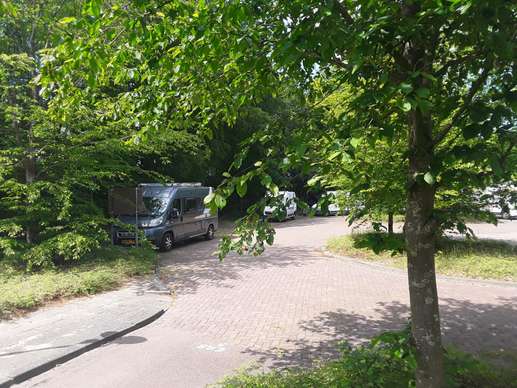 Einem Ort wurde ein Foto hinzugefügt
