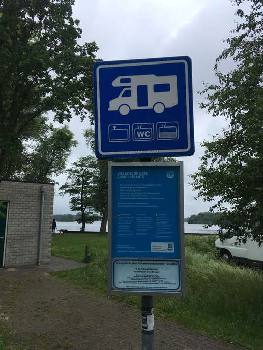 Einem Ort wurde ein Foto hinzugefügt