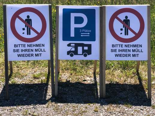 Einem Ort wurde ein Foto hinzugefügt