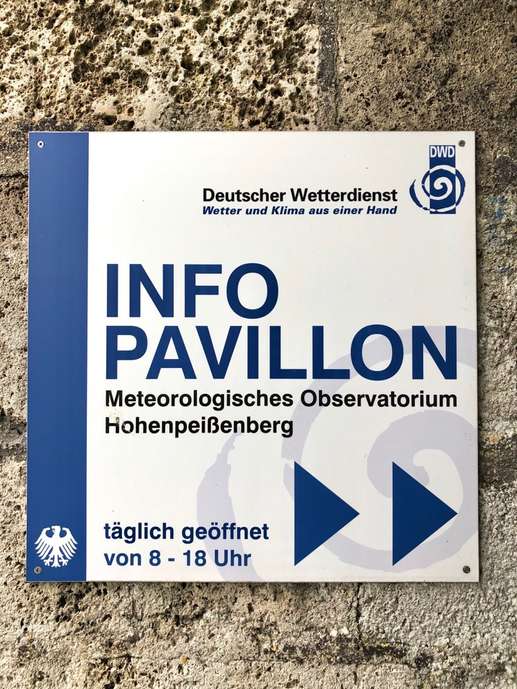 Einem Ort wurde ein Foto hinzugefügt