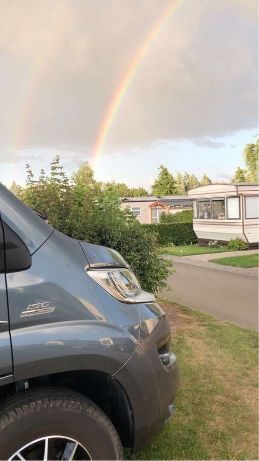 Einem Ort wurde ein Foto hinzugefügt