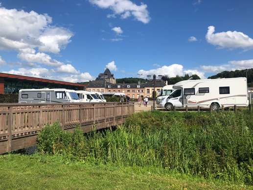 Added a photo to a location