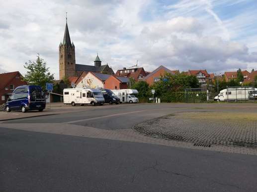 Einem Ort wurde ein Foto hinzugefügt