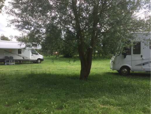 Einem Ort wurde ein Foto hinzugefügt