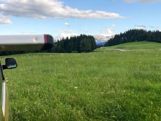 Einem Ort wurde ein Foto hinzugefügt