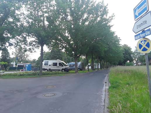 Einem Ort wurde ein Foto hinzugefügt