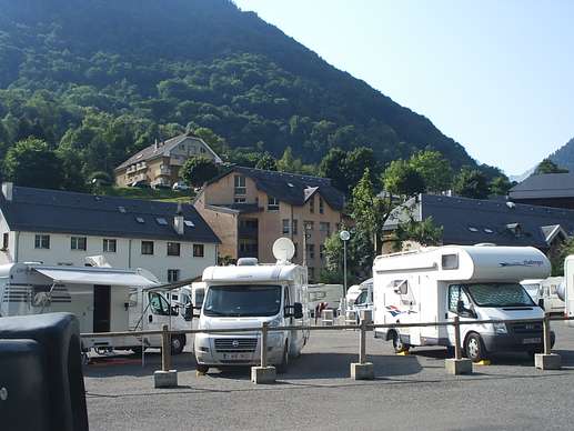 Einem Ort wurde ein Foto hinzugefügt