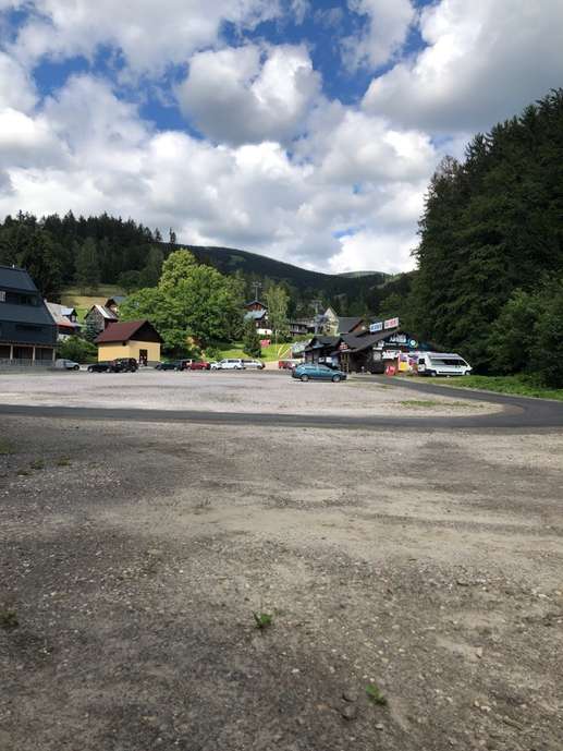 Einem Ort wurde ein Foto hinzugefügt