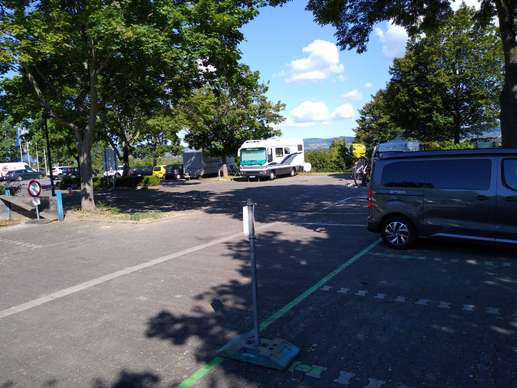 Einem Ort wurde ein Foto hinzugefügt