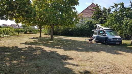 Einem Ort wurde ein Foto hinzugefügt