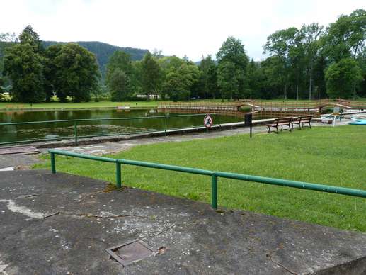 Added a photo to a location