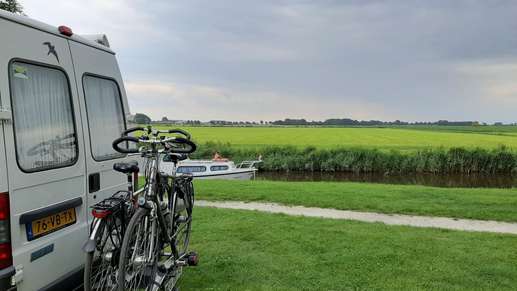 Einem Ort wurde ein Foto hinzugefügt