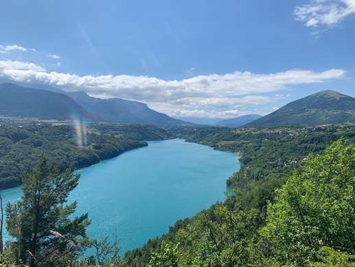 Added a photo to a location