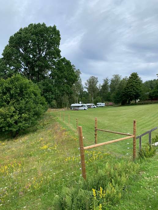 Added a photo to a location