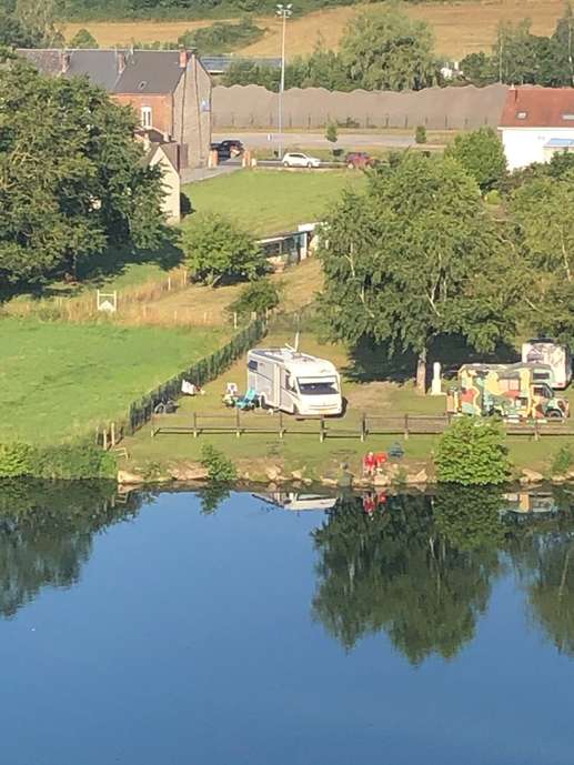 Een foto toegevoegd aan een locatie