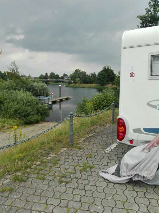 Einem Ort wurde ein Foto hinzugefügt