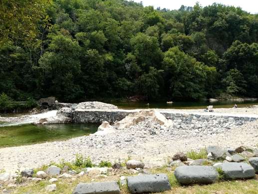 Added a photo to a location