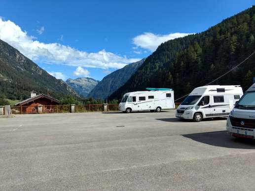 Een foto toegevoegd aan een locatie