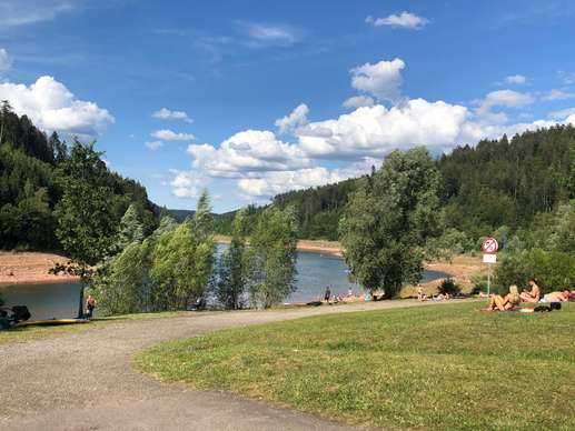 Een foto toegevoegd aan een locatie