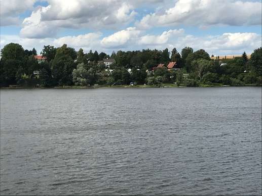 Added a photo to a location
