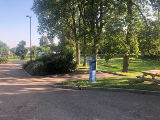 Added a photo to a location