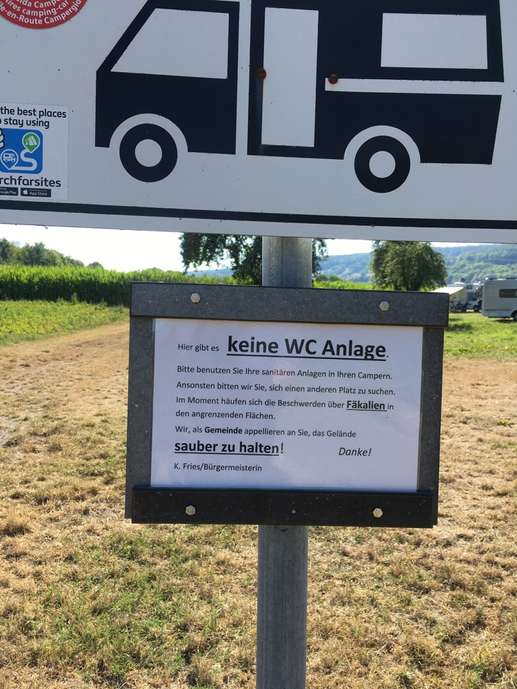 Einem Ort wurde ein Foto hinzugefügt