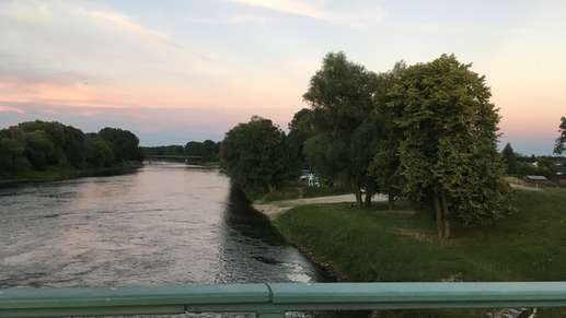 Einem Ort wurde ein Foto hinzugefügt