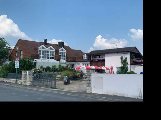 Einem Ort wurde ein Foto hinzugefügt