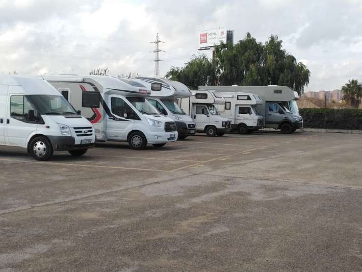 Aeropark Hola Caravaning