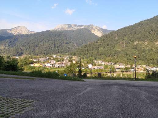 Added a photo to a location
