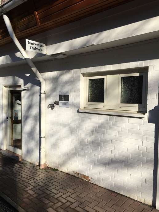 Einem Ort wurde ein Foto hinzugefügt