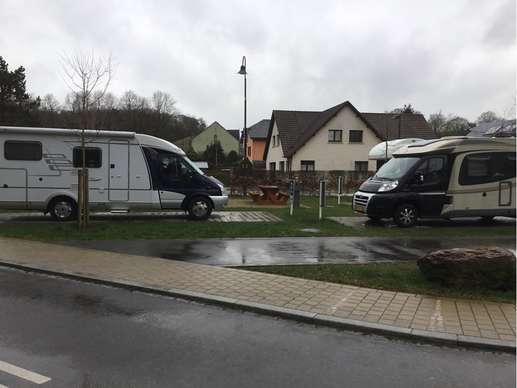 Einem Ort wurde ein Foto hinzugefügt
