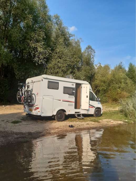 Een foto toegevoegd aan een locatie