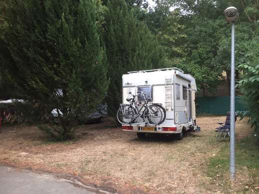 Einem Ort wurde ein Foto hinzugefügt