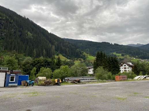 Added a photo to a location