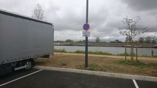 Added a photo to a location