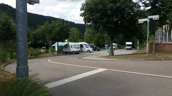Wohnmobilstellplatz “Flösserwasen”