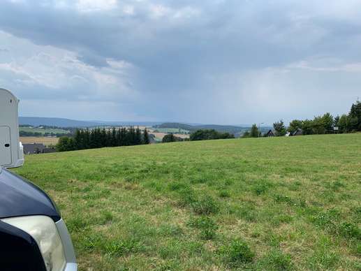 Einem Ort wurde ein Foto hinzugefügt