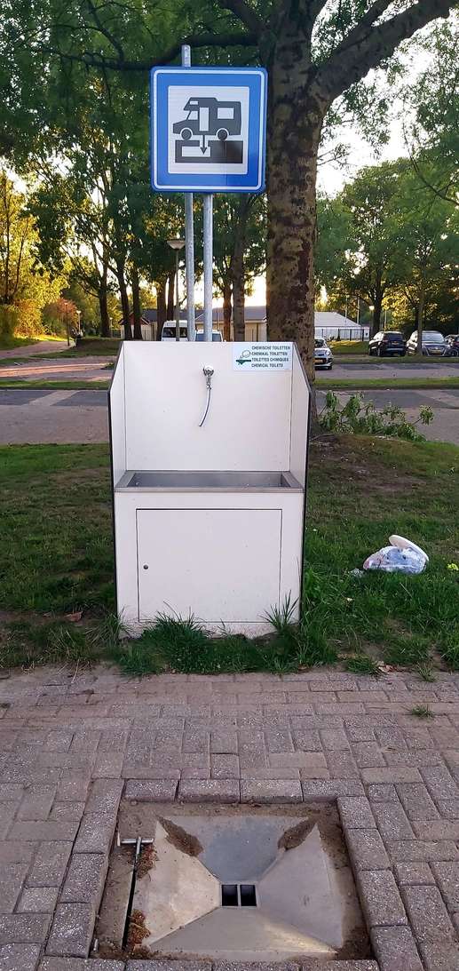 Einem Ort wurde ein Foto hinzugefügt
