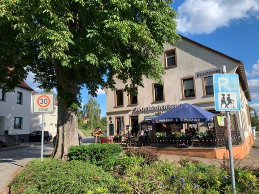 Einem Ort wurde ein Foto hinzugefügt
