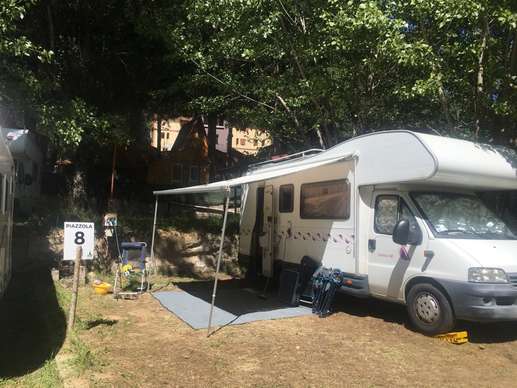 Aggiunta una foto a una posizione