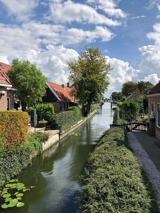 Einem Ort wurde ein Foto hinzugefügt