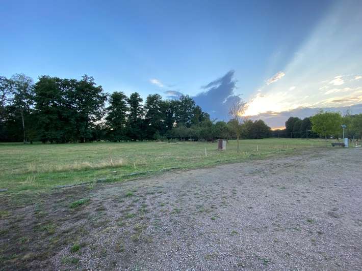 Wohnmobilstellplatz an der Weidenburg