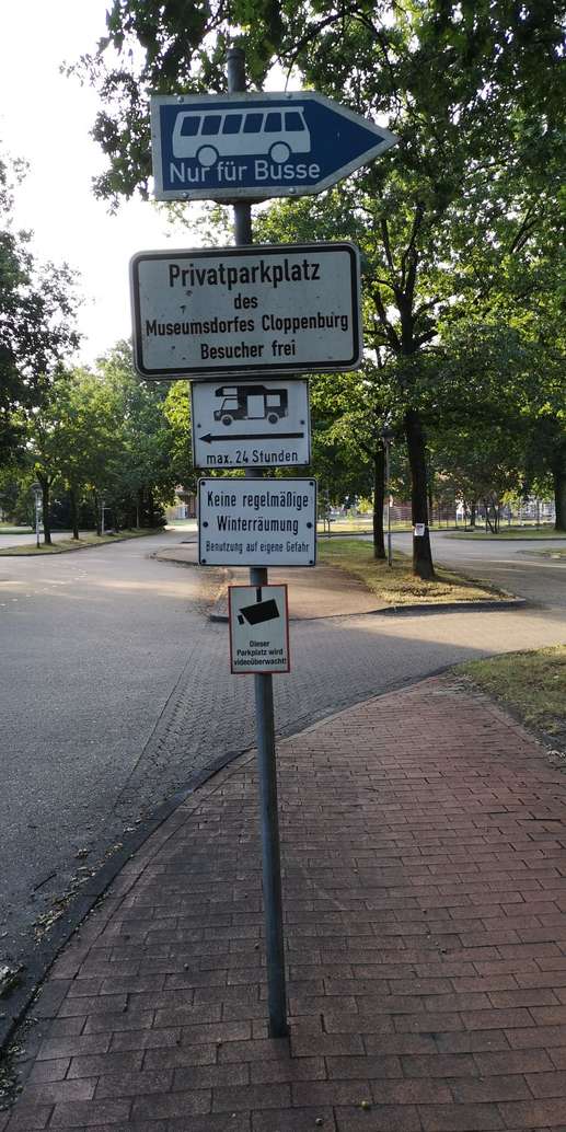 Einem Ort wurde ein Foto hinzugefügt