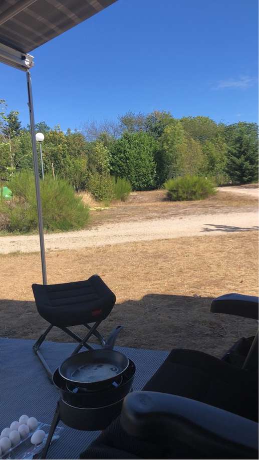 Einem Ort wurde ein Foto hinzugefügt