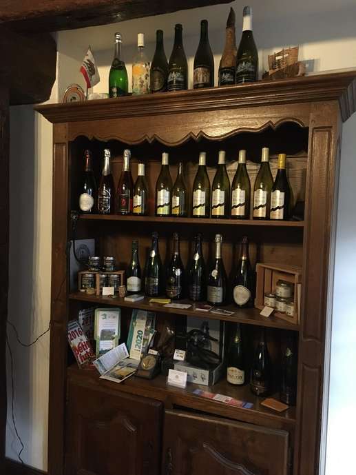 Einem Ort wurde ein Foto hinzugefügt