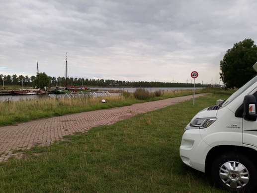 Added a photo to a location