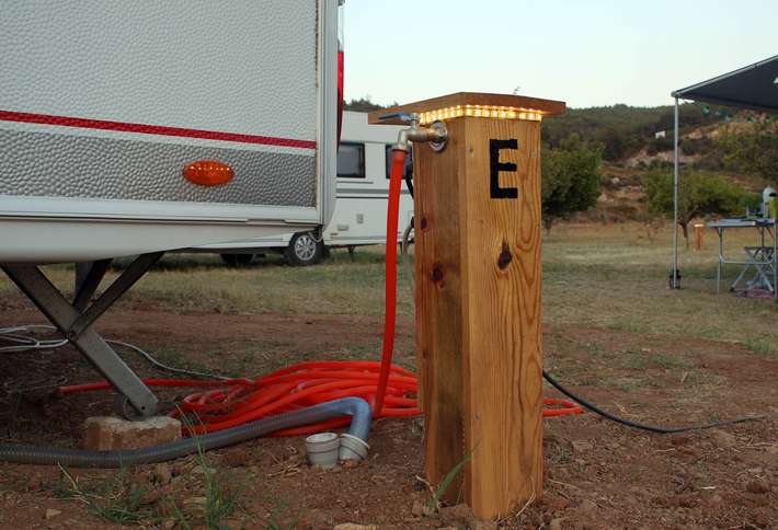 Antique Lodge Caravan Camp