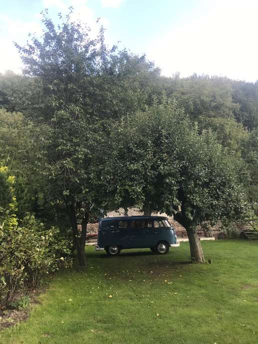 Einem Ort wurde ein Foto hinzugefügt